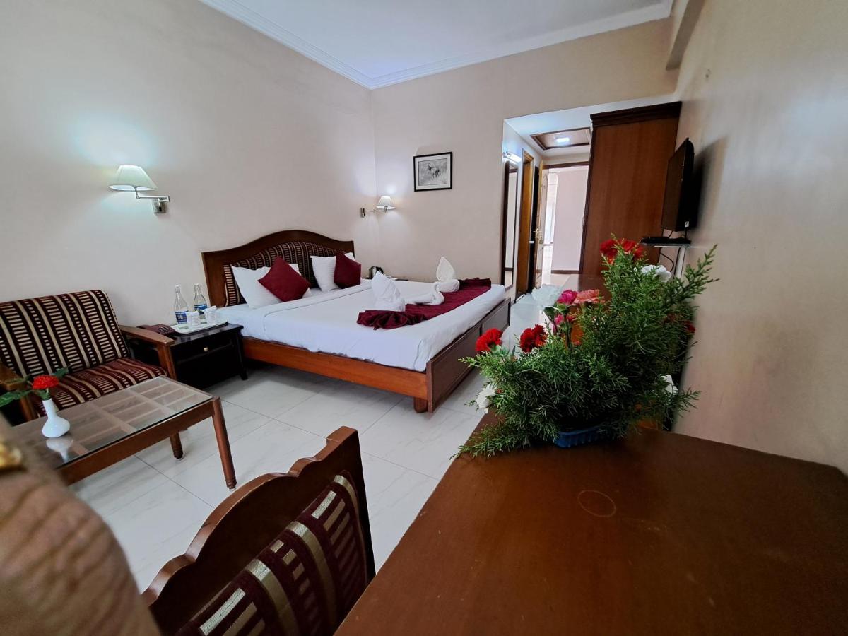Hotel Preethi Classic Towers Ooty Exterior foto