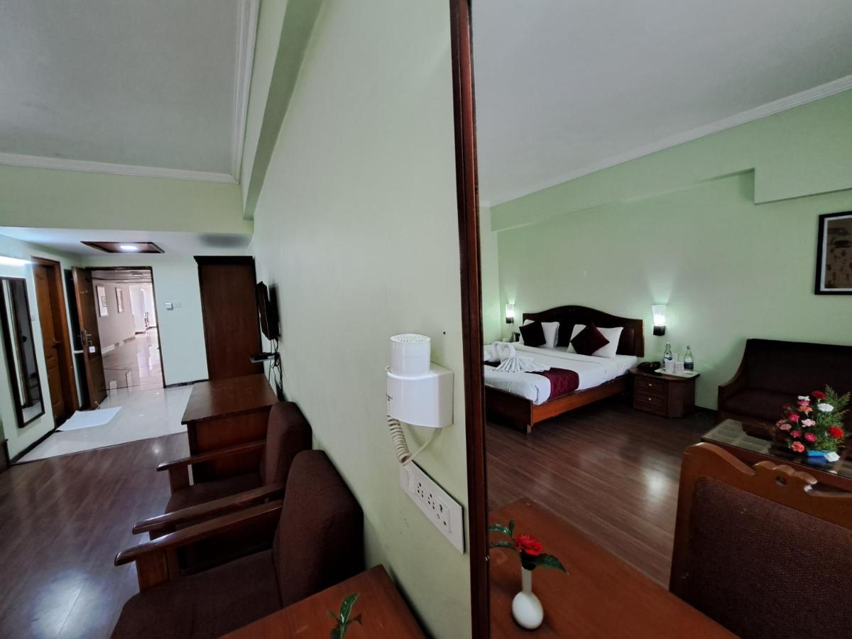 Hotel Preethi Classic Towers Ooty Exterior foto