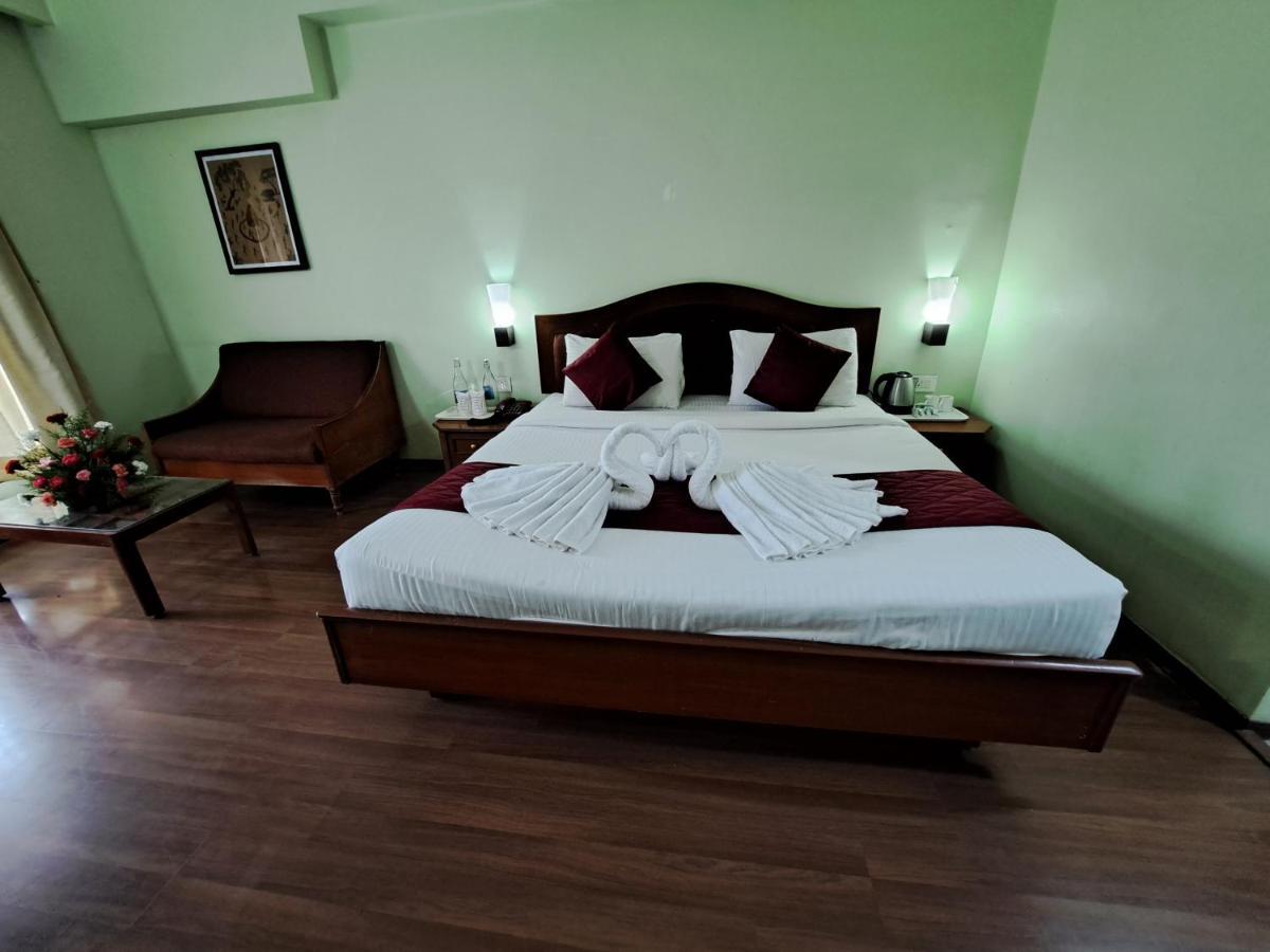 Hotel Preethi Classic Towers Ooty Exterior foto