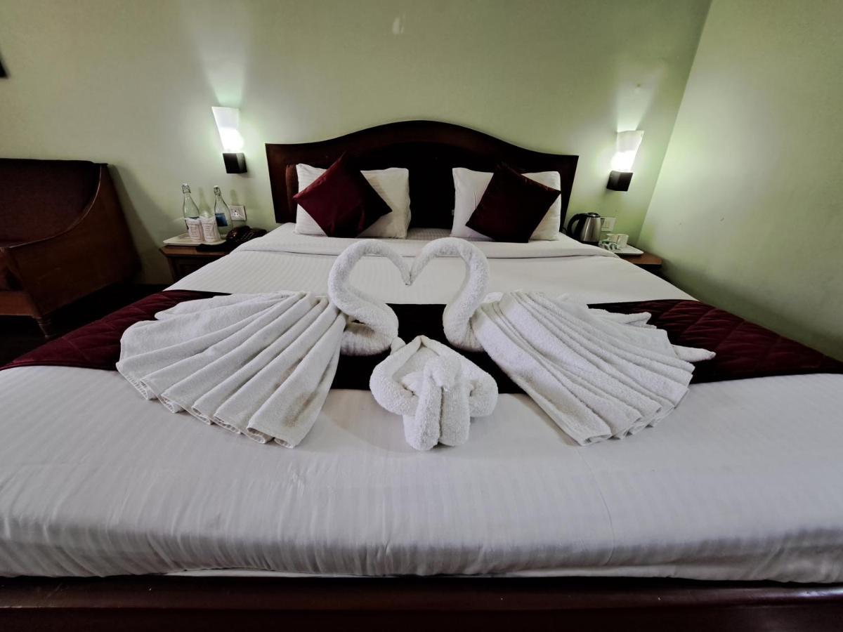 Hotel Preethi Classic Towers Ooty Exterior foto