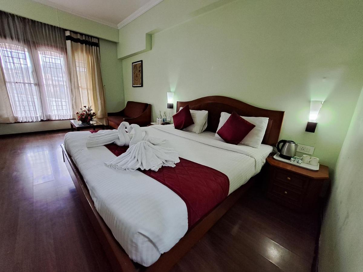 Hotel Preethi Classic Towers Ooty Exterior foto