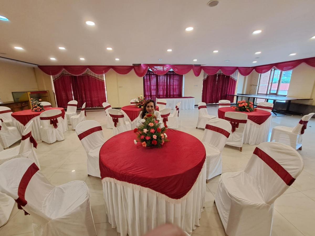 Hotel Preethi Classic Towers Ooty Exterior foto
