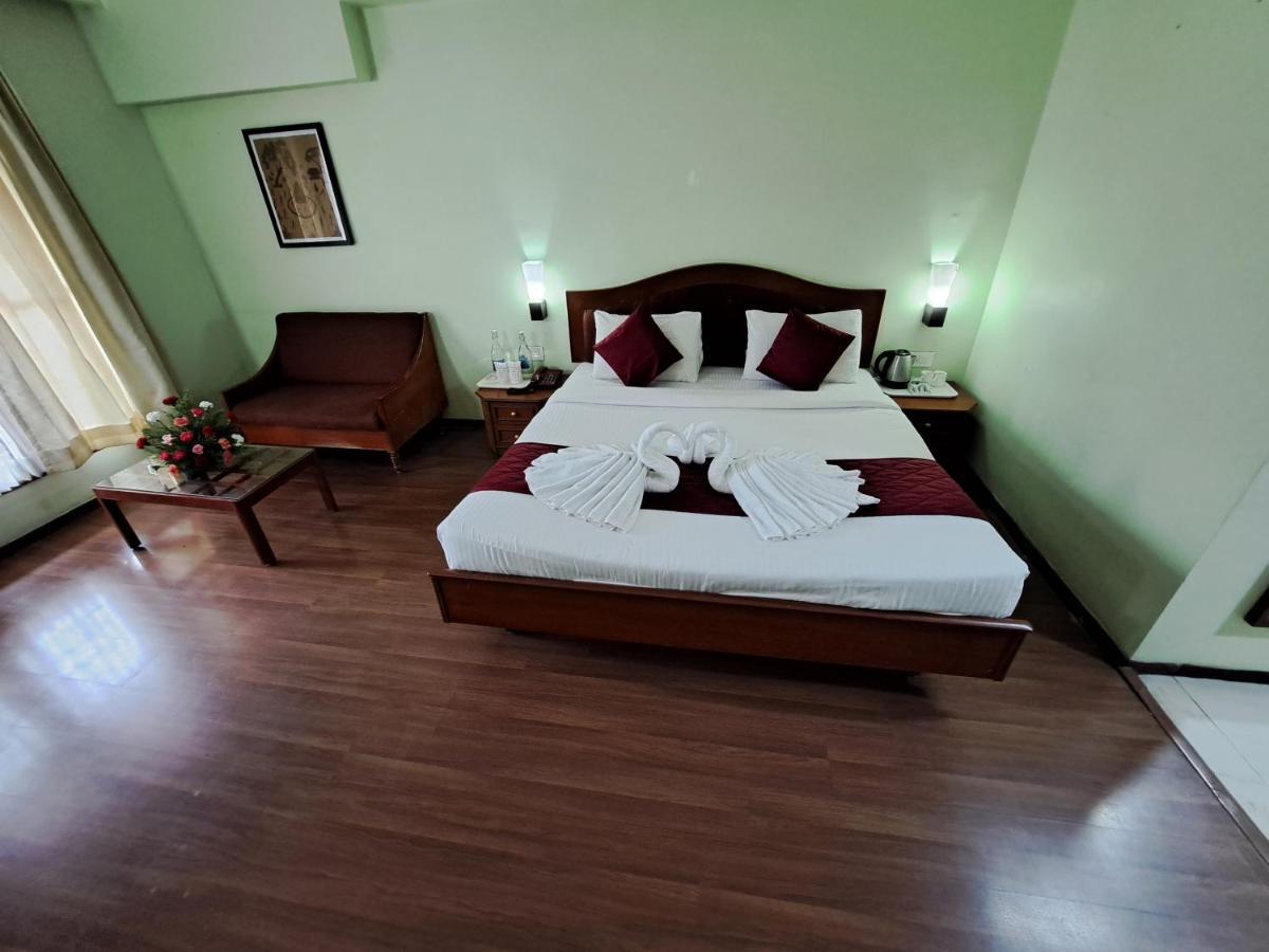 Hotel Preethi Classic Towers Ooty Exterior foto