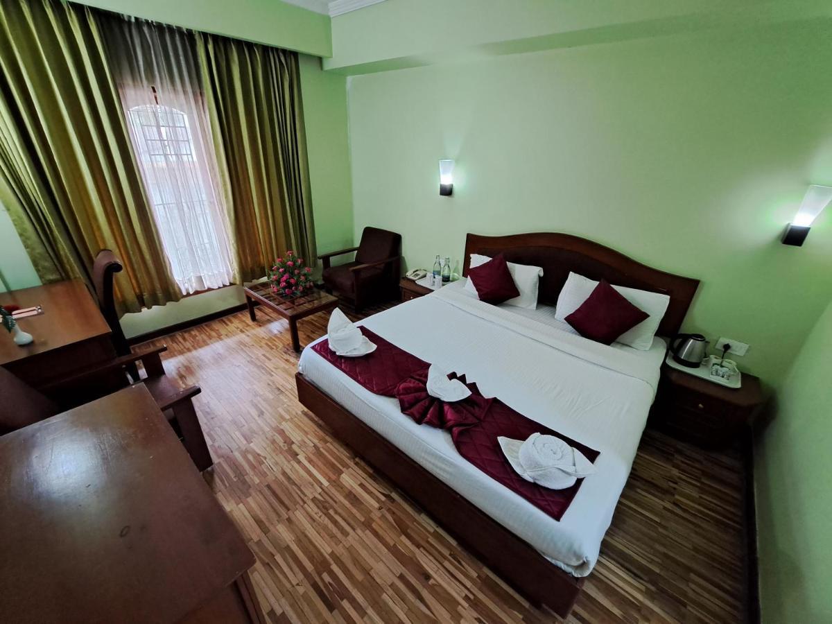 Hotel Preethi Classic Towers Ooty Exterior foto